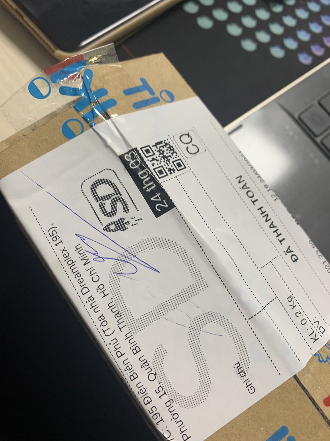 Ngon, vị đậm đà nhưng hơi mặn, mùi thơm. Mua 2 lần rồi vẫn muốn mua nữa