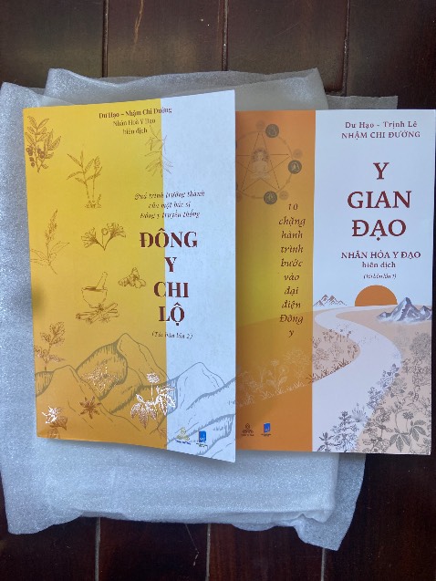 Sách in ấn đẹp; trình bày dễ hiểu. Cám ơn các bạn.