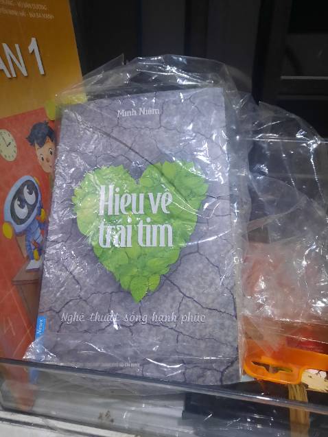 Sách hay và đẹp. Mua sách vì rất thích nghe các bài giảng về phật pháp của Thầy Minh Niệm, thấy gần gũi, dễ cảm thụ và dễ áp dụng hơn