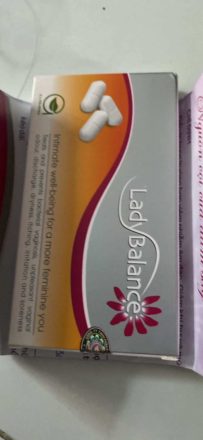 Hầng giao nhanh và được đóng gói thật kỷ hàng nhìn thì thấy mẫ mã đẹp sẽ ủng hộ shop