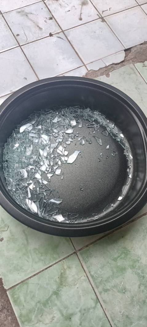 Bị lỗi, bể nắp, hư vành ruột và nồi. Kèm hình ảnh