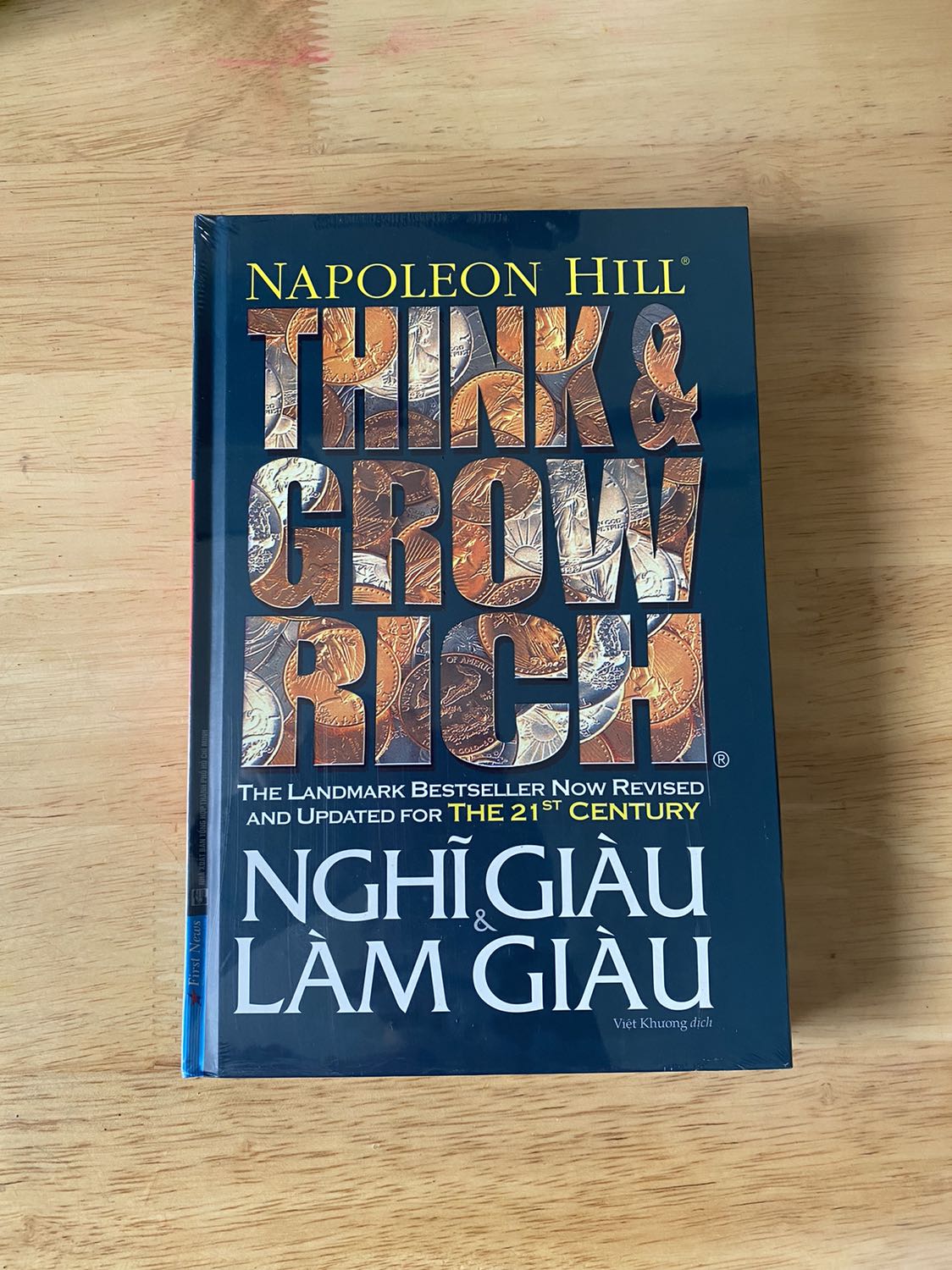 Sách đẹp hàng chính hãng in rõ ràng, bìa cứng cầm rất thích và chắc chắc. 

First News là đơn vị được mua bản quyền Think and Grow Rich duy nhất tại Việt Nam

chứ không phải của Thái Hà Books là “Think and Grow Rich – 13 Nguyên tắc nghĩ giàu làm giàu” nhé các bạn.