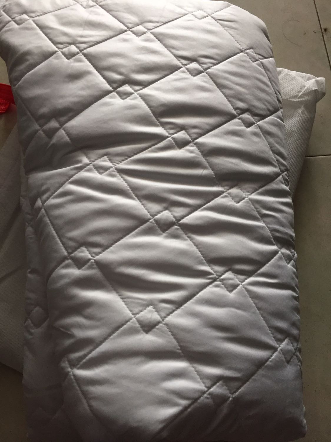 Hơi lo khi đặt sản phẩm nhưng khi nhận được hàng của tiki trading thấy quá đẹp sản phẩm vải khá tốt, sản phẩm  mang tên ưu Việt khá mềm êm, đóng gói kĩ 
Sẽ ủng hộ thêm nữa Hơi lo khi đặt sản phẩm nhưng khi nhận được hàng của tiki trading thấy quá đẹp sản phẩm vải khá tốt, sản phẩm  mang tên ưu Việt khá mềm êm, đóng gói kĩ 
Sẽ ủng hộ thêm nữa