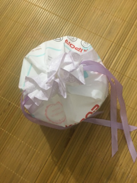 Khăn mềm mịn, thấm nước tốt, lau không bị rát mặt. Shop thì giao hàng siêu nhanh, đóng hàng siêu cẩn thận, mặc dù không phải hàng dễ vỡ nhưng vẫn bọc một lớp carton, 2 lớp chống sốc