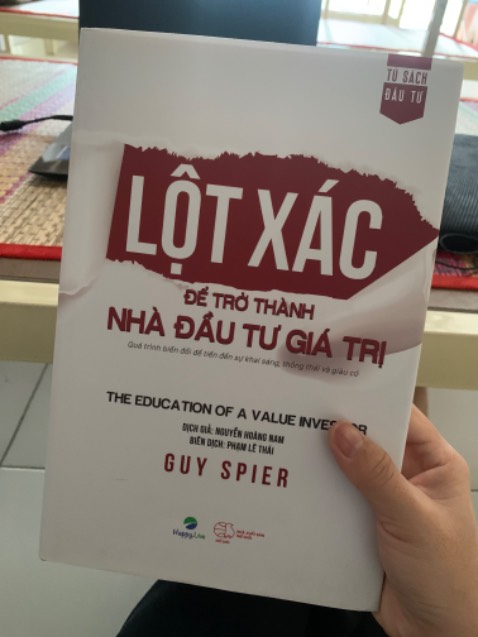 Lần đầu tiên đọc hết 1 cuốn sách
Hy vọng bản thân sẽ cố gắng đọc nhiều hơn để thay đổi tư duy của bản thân