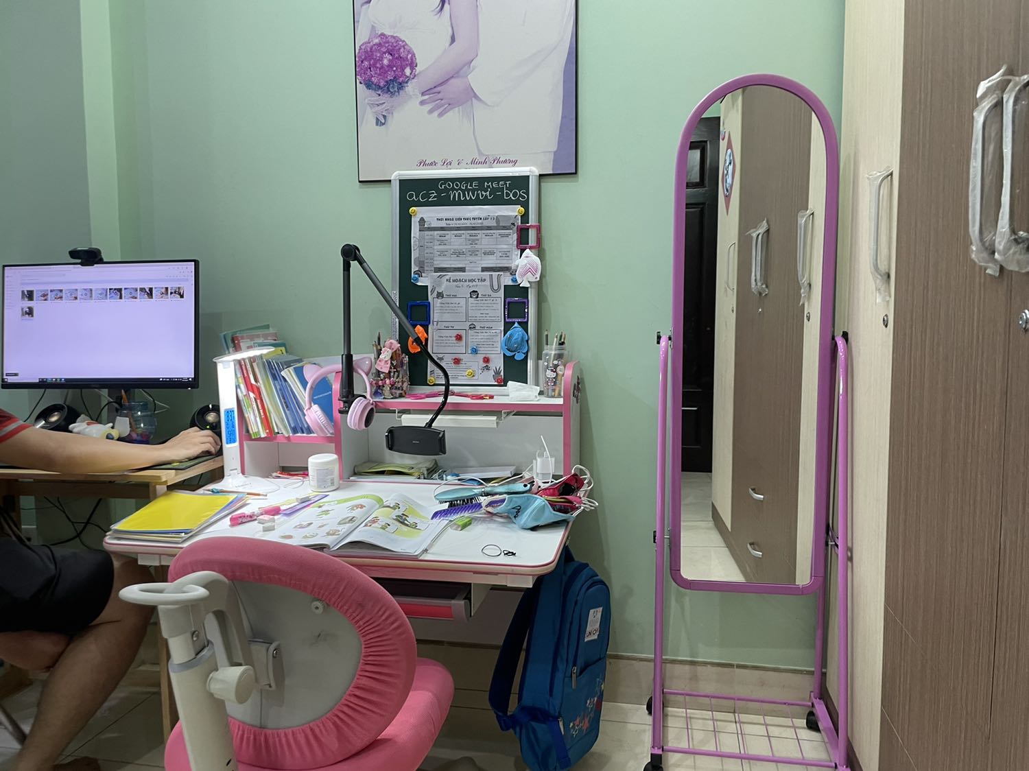 Nam châm xinh xắn