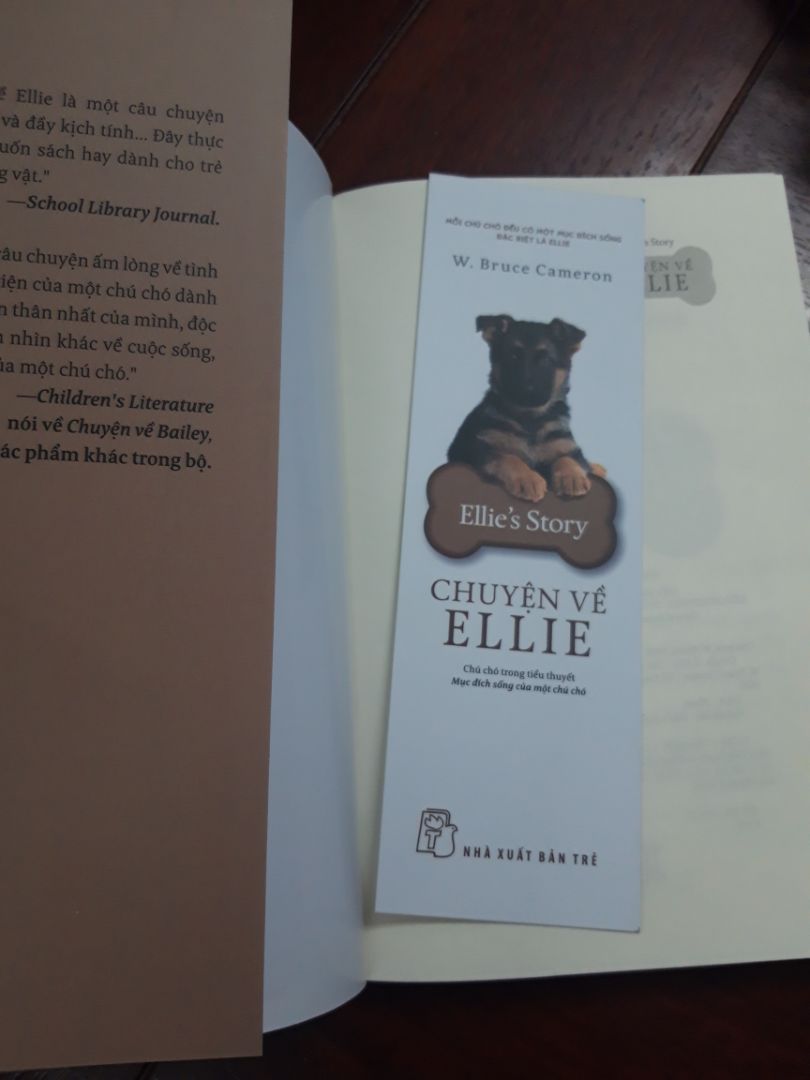 bìa sách nhiều bụi bẩn, tiki giao hàng nhanh