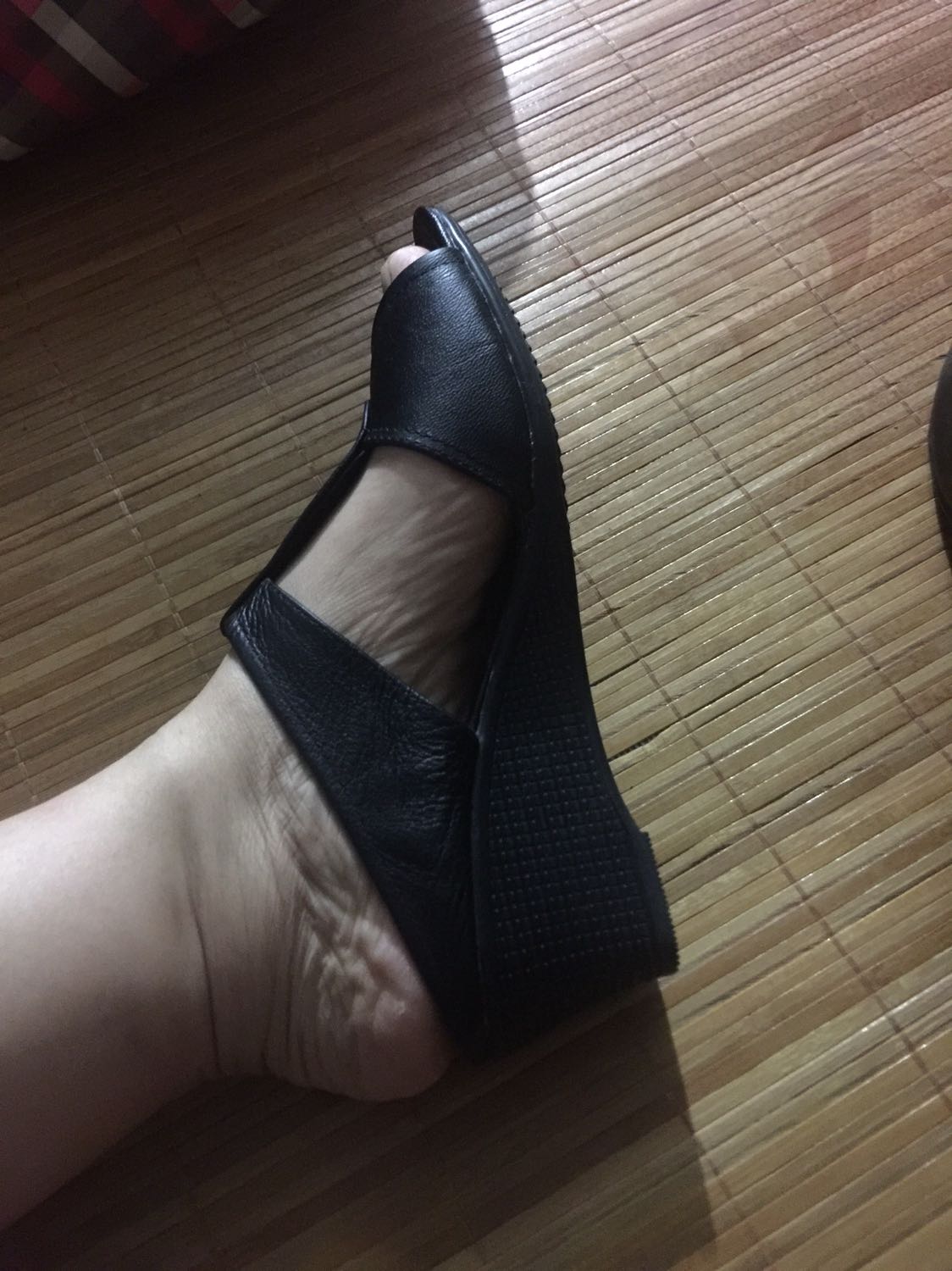 Bõ công chờ, châm mất mấy ngày, ưng ý, da mềm xịn, dáng như hình, bán có tâm,