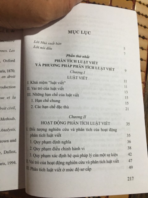 Cuốn sách rất hữu ích cho dân Luật