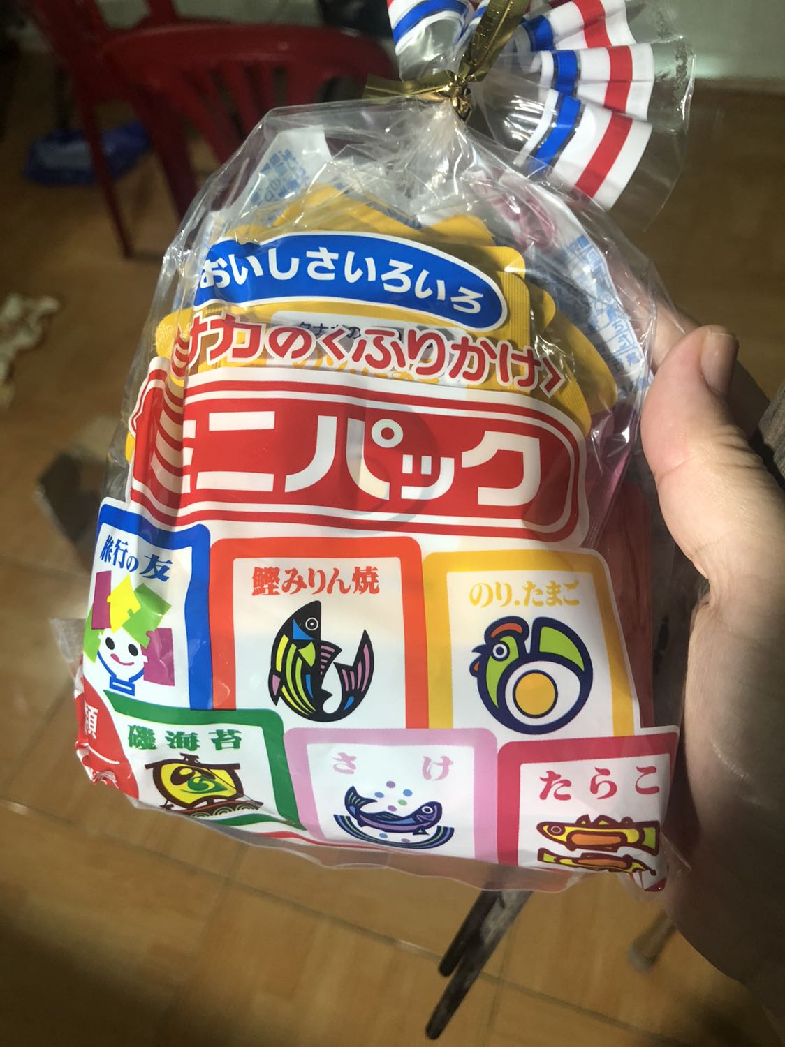 Mình mua gia vị rắc cơm Hello kitty sao shop lại giao sản phẩm khác ?? Mình mua gia vị rắc cơm Hello kitty sao shop lại giao sản phẩm khác ??