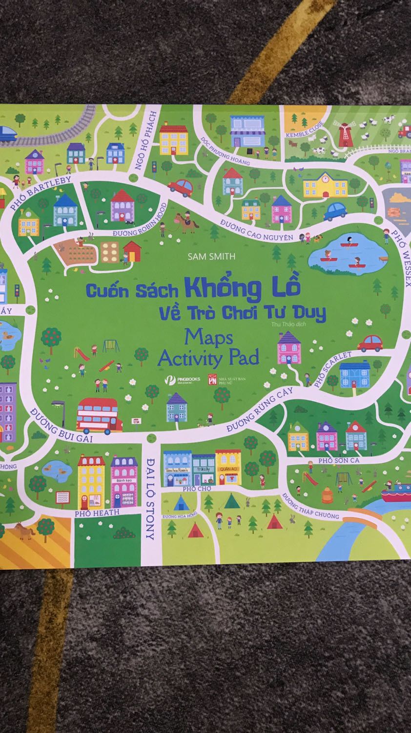 Cuốn sách rất nhiều thông tin về các địa danh và nhiều trò chơi tương tác cho bé rất hay,giá lại quá quá rẻ !!!!