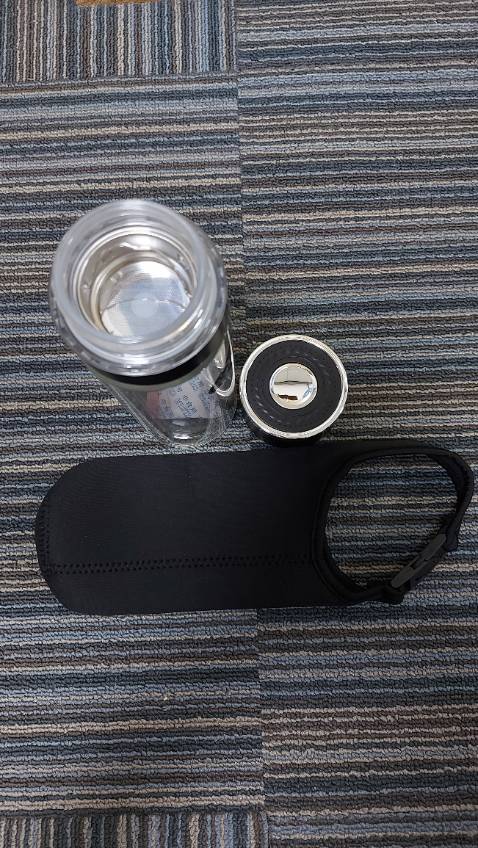 Shop đóng gói hàng cẩn thận, bình chắc chắn, ông xã mình ưng lắm