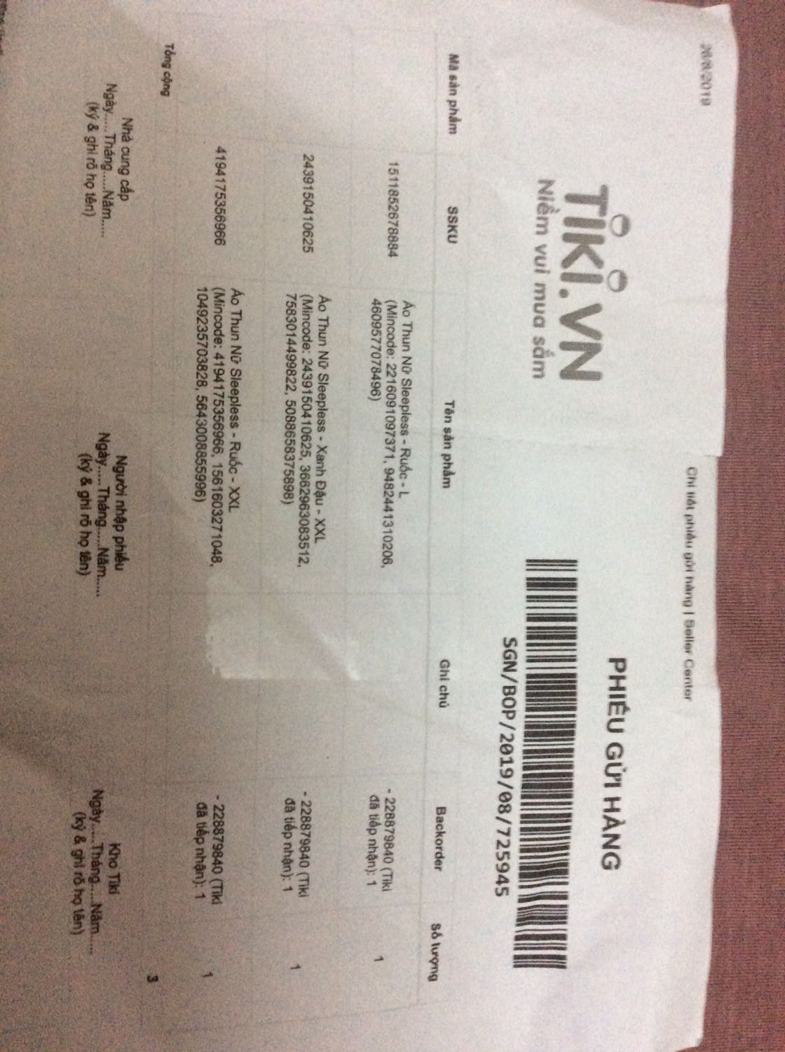 Tôi mua 2 Áo XXL sao giao áo nhỏ xíu  vậy shop, nhỏ hơn cái L nữa , đổi cái khác đc khg