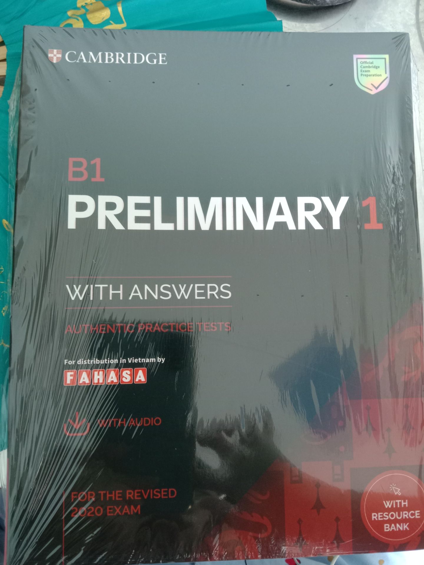 Sách bọc cẩn thận, vẫn như mọi lần, TIKI giao khá nhanh 👍👍👍