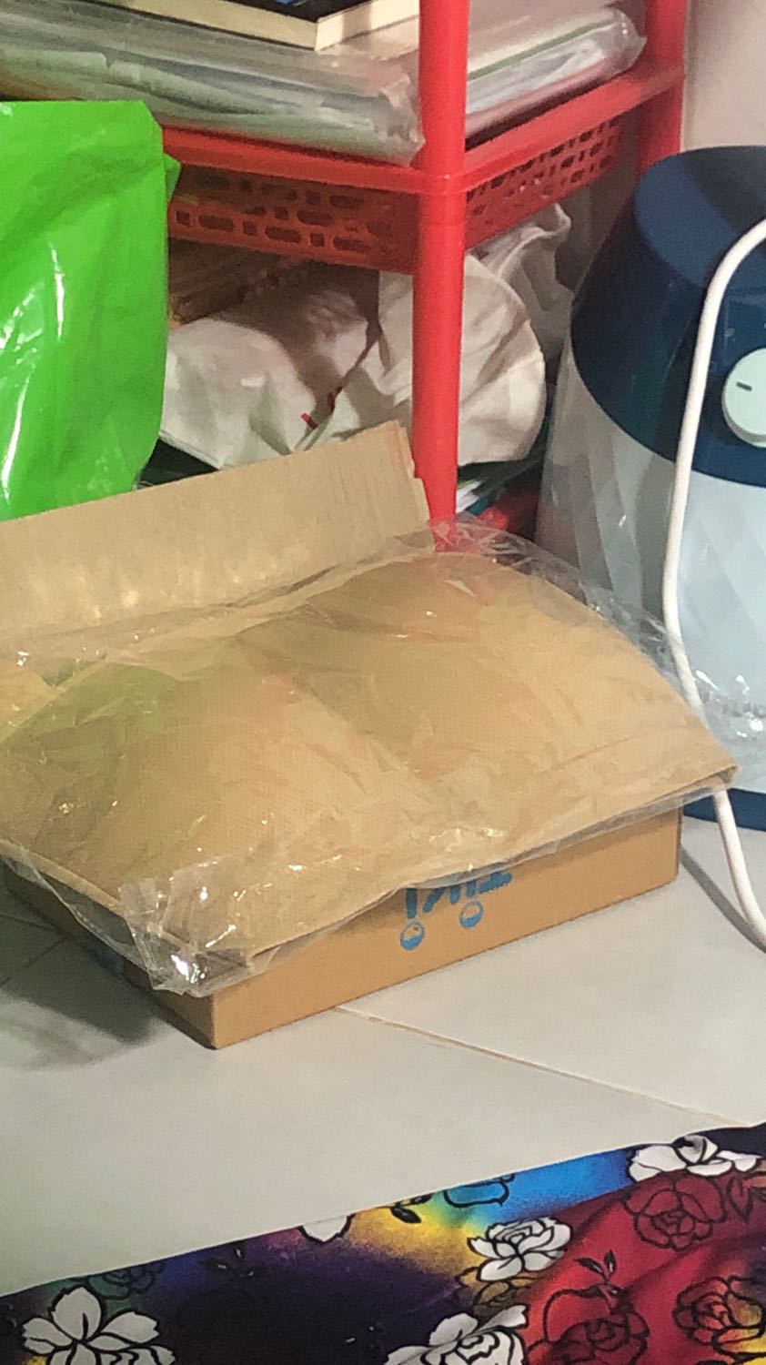 Đặt size L mà giao size S rồi mặt đg nào