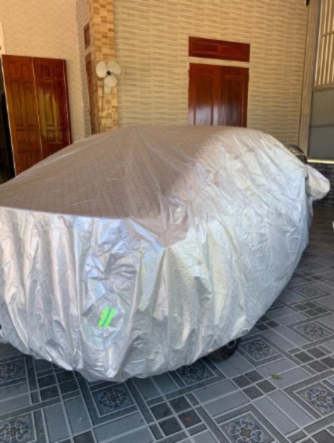 Honda city phù hợp với kiểu dáng. Chất lượng tốt, mới dùng nên chưa biết được là có cách nhiệt tốt không. màu thì sáng bóng, hạn chế nhiệt,