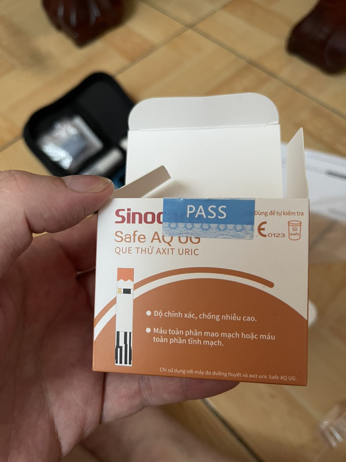 Sản phẩm mô tả là kèm 50 que thử đường huyết 50 que thử uric. Nhưng sao chỉ gửi có 25 que thử mỗi loại? Sản phẩm mô tả là kèm 50 que thử đường huyết 50 que thử uric. Nhưng sao chỉ gửi có 25 que thử mỗi loại?
