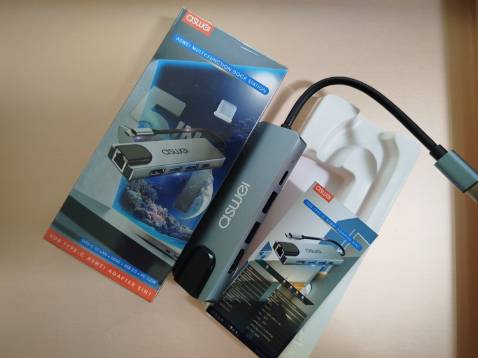 ======================================
❶ Tiện Ích Nổi Bật:
 •  Kết nối ổn định với nhiều cổng kết.
 •  Thiết kế nhỏ gọn, dễ dàng mang theo.
======================================
❷ Độ Bền Tối Ưu:
 •  Hoàn thiện tỉ mỉ, chắc chắn
 •  Tản nhiệt hiệu quả, hub rất mát trong quá trình sử dụng lâu.
======================================
❸ Chất Lượng Cao Và Dịch Vụ Tốt:
 •  Sản phẩm chất lượng tốt với đóng gói cẩn thận.
 •  Giao hàng nhanh chóng.
 •  Tư vấn nhiệt tình và chuyên nghiệp.
 •  Giá tốt, rất đáng đồng tiền.
======================================
❹ Khả Năng Tương Thích:
 •  Sử dụng tốt với nhiều thiết bị như laptop, điện thoại và iPad Pro 11.
======================================
❺ Cổng Kết Nối Đa Năng:
 •  Cổng HDMI 4K truyền hình ảnh đẹp với độ phân giải lên đến 1080.
 •  Cổng LAN tốc độ cao và ổn định.
 •  Cổng USB 3.0 cho tốc độ truyền dữ liệu nhanh.
======================================
❻ Thông Số Kỹ Thuật:
 •  Hub Type-C 5in1.
 •  Giao diện: Lan x1, HDMI x1, USB3.0 x2, Cổng sạc nhanh PD x1 ======================================
❶ Tiện Ích Nổi Bật:
 •  Kết nối ổn định với nhiều cổng kết.
 •  Thiết kế nhỏ gọn, dễ dàng mang theo.
======================================
❷ Độ Bền Tối Ưu:
 •  Hoàn thiện tỉ mỉ, chắc chắn
 •  Tản nhiệt hiệu quả, hub rất mát trong quá trình sử dụng lâu.
======================================
❸ Chất Lượng Cao Và Dịch Vụ Tốt:
 •  Sản phẩm chất lượng tốt với đóng gói cẩn thận.
 •  Giao hàng nhanh chóng.
 •  Tư vấn nhiệt tình và chuyên nghiệp.
 •  Giá tốt, rất đáng đồng tiền.
======================================
❹ Khả Năng Tương Thích:
 •  Sử dụng tốt với nhiều thiết bị như laptop, điện thoại và iPad Pro 11.
======================================
❺ Cổng Kết Nối Đa Năng:
 •  Cổng HDMI 4K truyền hình ảnh đẹp với độ phân giải lên đến 1080.
 •  Cổng LAN tốc độ cao và ổn định.
 •  Cổng USB 3.0 cho tốc độ truyền dữ liệu nhanh.
======================================
❻ Thông Số Kỹ Thuật:
 •  Hub Type-C 5in1.
 •  Giao diện: Lan x1, HDMI x1, USB3.0 x2, Cổng sạc nhanh PD x1