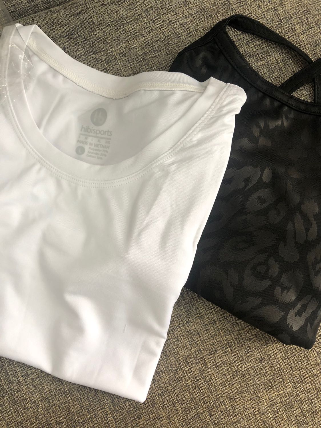 Hàng đẹp, chất vải tốt. Rất đáng đầu tư để tập gym/yoga. Shop thân thiện, tư vấn nhiệt tình. Hàng đẹp, chất vải tốt. Rất đáng đầu tư để tập gym/yoga. Shop thân thiện, tư vấn nhiệt tình.