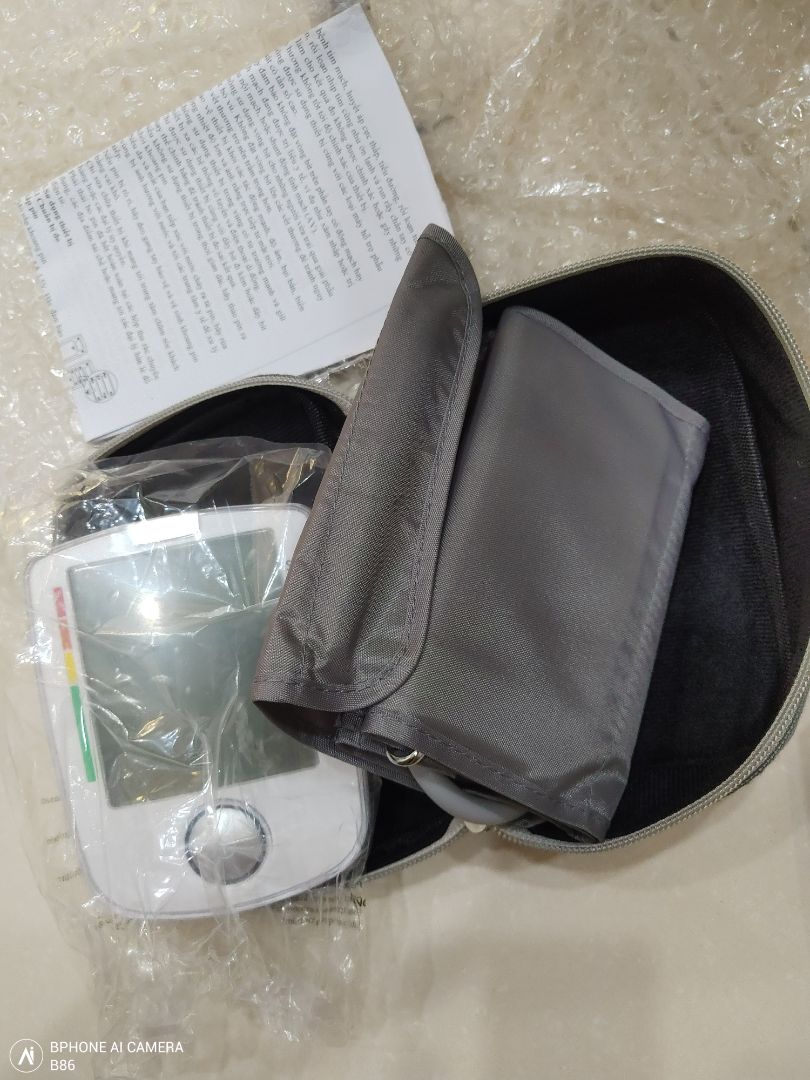 shop giao ko có adapter, vẫn chờ shop giải quyết.
update: shop đã giải quyết gửi lại đủ bộ nguồn cho mình.