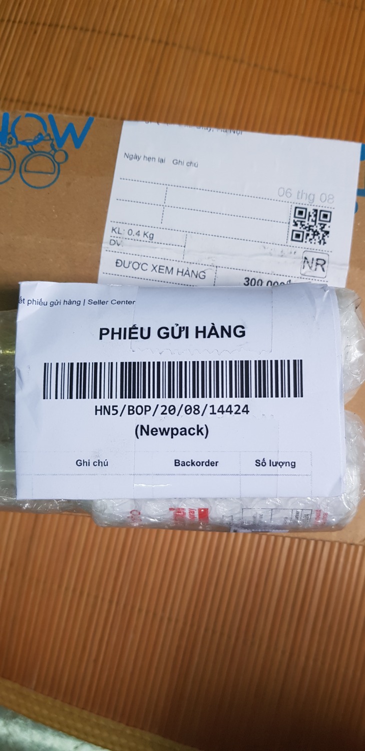 Ấn tượng hàng hóa rất tốt, tem mác đầy đủ. Đóng gói chắc chắn, sản phẩm dạng sịt rất dễ dùng, cũng nhỏ gọn tiện bỏ vào balo mang theo người trong mùa dịch bệnh. Đánh giá Shop 5 sao luôn.
Cảm ơn Shop
