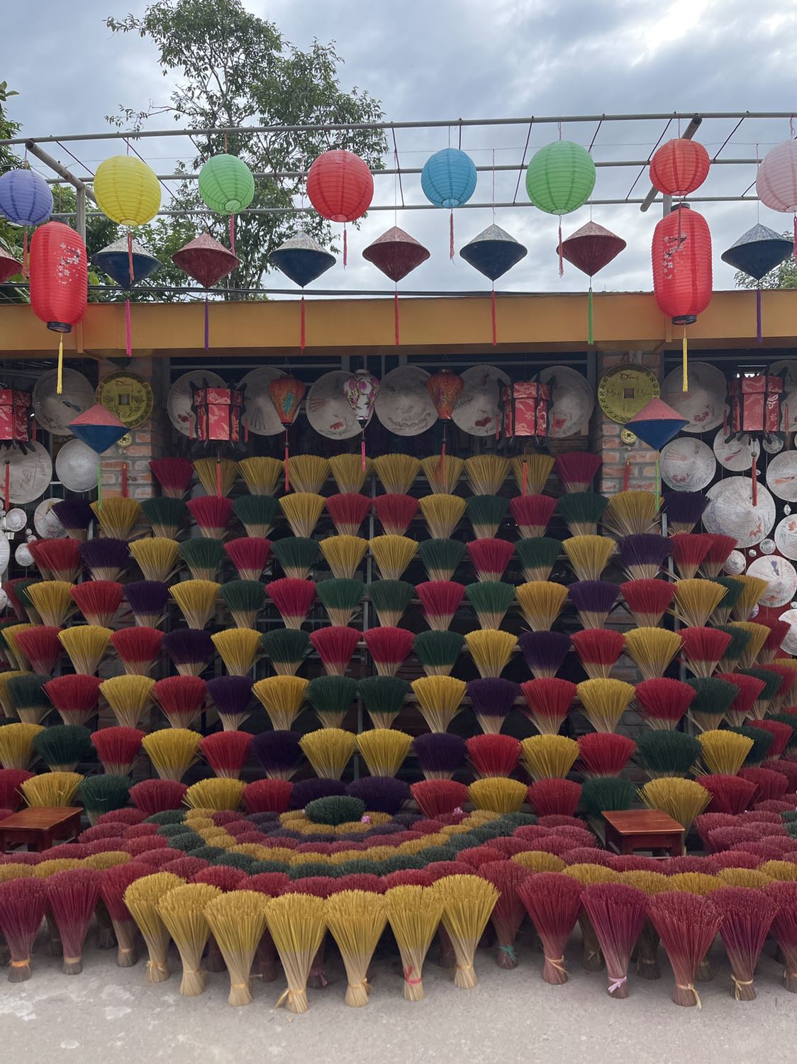 Giao hàng rất nhanh, đóng gói cẩn thận, kỹ càng, hàng chất lượng tốt, giá tương đối tốt, cảm ơn shop nhiều nha. Giao hàng rất nhanh, đóng gói cẩn thận, kỹ càng, hàng chất lượng tốt, giá tương đối tốt, cảm ơn shop nhiều nha.