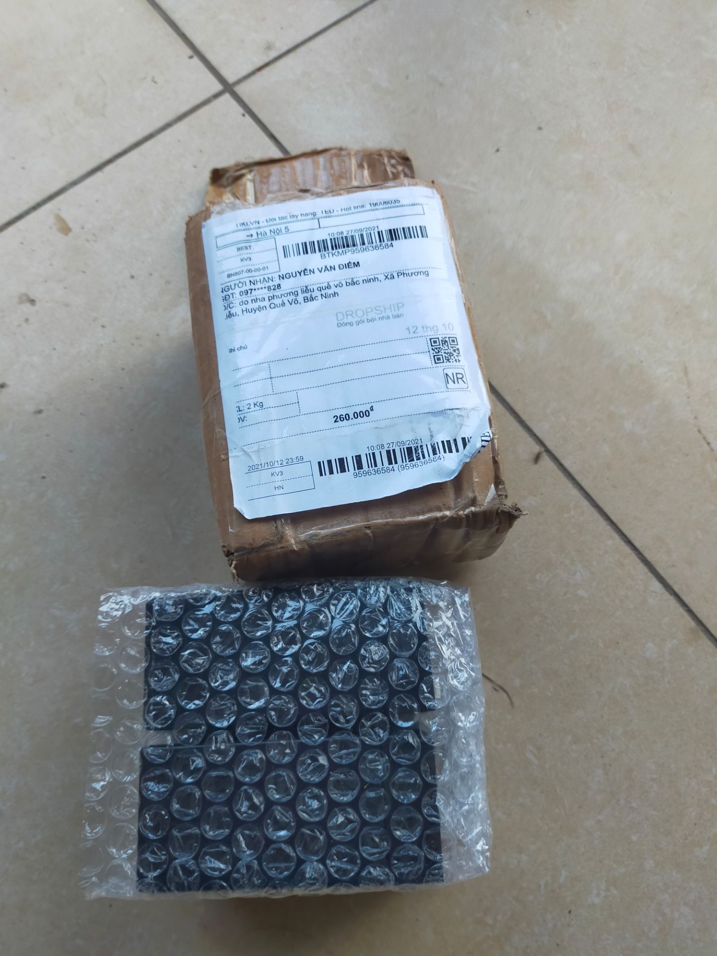 giao hàng nhanh nhưng mà ác quy không đúng như hình mua 6v4.5ah nhưng ma giao cho loại JN6v5 cho thử vào quạt thì thấy chạy nhưng dùng không biết bền không