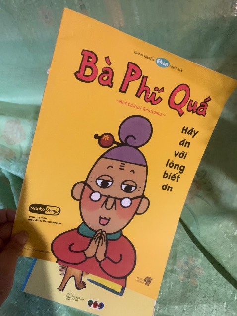 Mua sách này đúng là ko phí, sách giúp bé tính tiết kiệm, lòng biết ơn và việc bảo vệ mt. Còn có lợi ích của thúc ăn nữa mà, sách 10đ ko có nhưng....