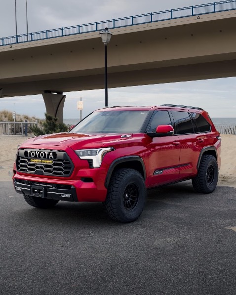 Chất liệu chẵ chắn, kiểu dáng thiết kế đẹp, độ bền cao