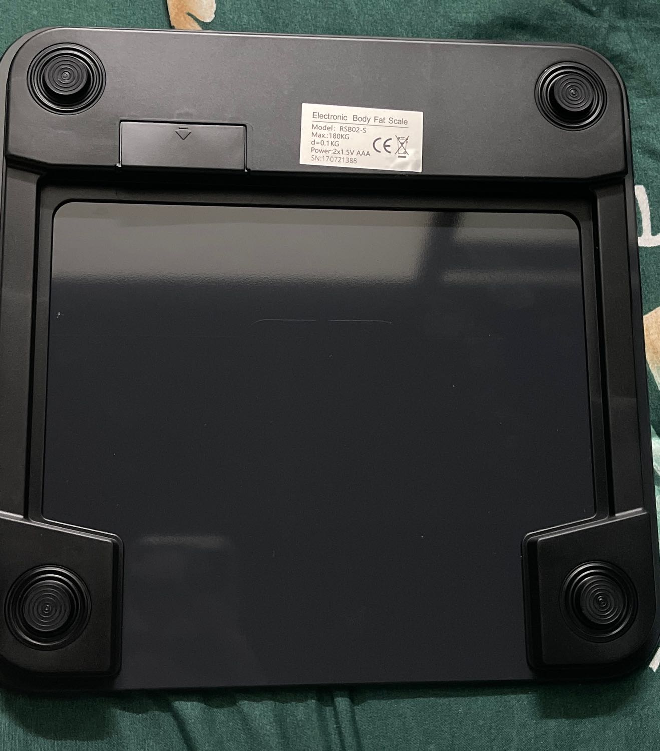 Đã nhận được sản phẩm. Dù dịch nhưng Tiki giao hàng rất nhanh. Sản phẩm đẹp như hình. Lúc đầu cân hơi lỗi mình liên hệ shop đã liên hệ lai minh nhanh, lập tức đổi liền trong vòng 1 ngày. Chất lượng dịch vụ rất tốt, vui vẻ, tận tình. Sp nên mua, cân chính xác số kg và cũng như các chỉ số. Sẽ giới thiệu và ủng hộ shop nhiều hơn ❤️