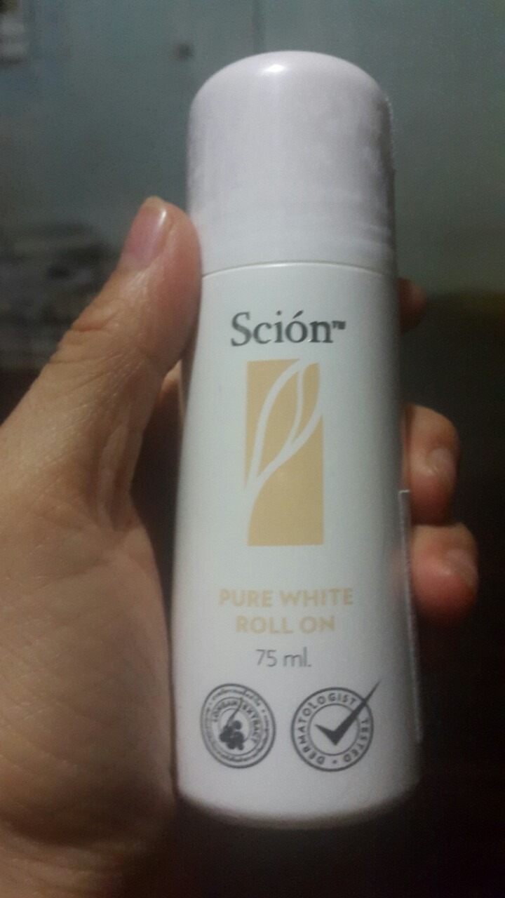 Mình mới mua 1 ngày, dùng thấy cũng khô thoáng, thắc mắc thứ nhất là mình mua giá 199k, giá thị trường 800k với tiêu đề "Lăn Khử Mùi Đặc Trị Hôi Nách Hôi Chân Nuskin Scion" nhưng trên sp chỉ thể hiện khử mùi hôi chứ không để đặc trị, không biết sp này có cùng loại 399k giá thị trường cũng 800k? , thứ 2: mã vạch in trên sp không check được.