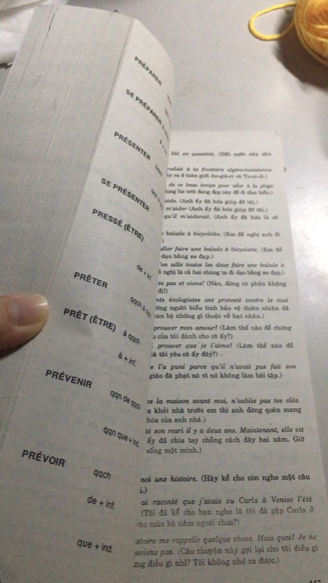 sách kiểu mềm oặt luôn ý, giaya mỏng