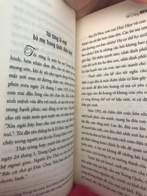 Nội dung hấp dẫn ngay từ những trang đầu. Câu từ dễ đọc và thấm thía.
Tiki giao hàng nhanh, đặt hôm trước là hôm sau đã có sách ngay rồi. 
Sách của Alpha thì yên tâm chất lượng giấy.