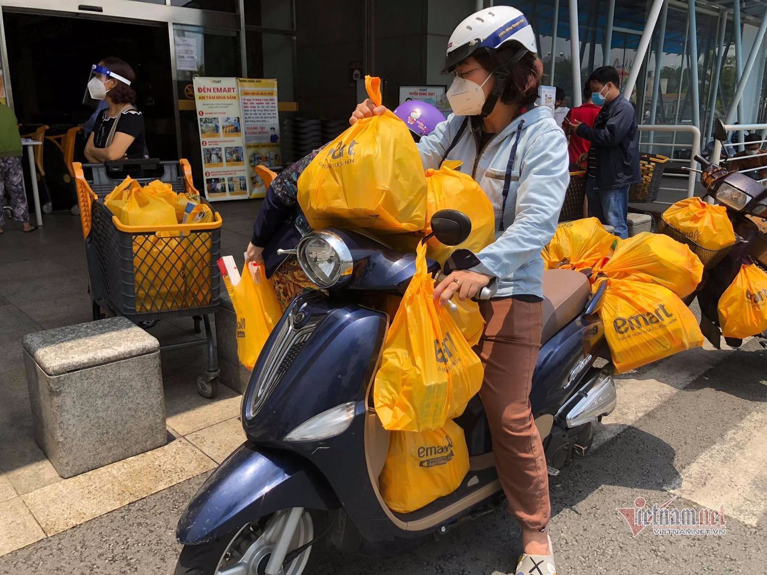 Mua hàng rất nhanh trong mùa dịch