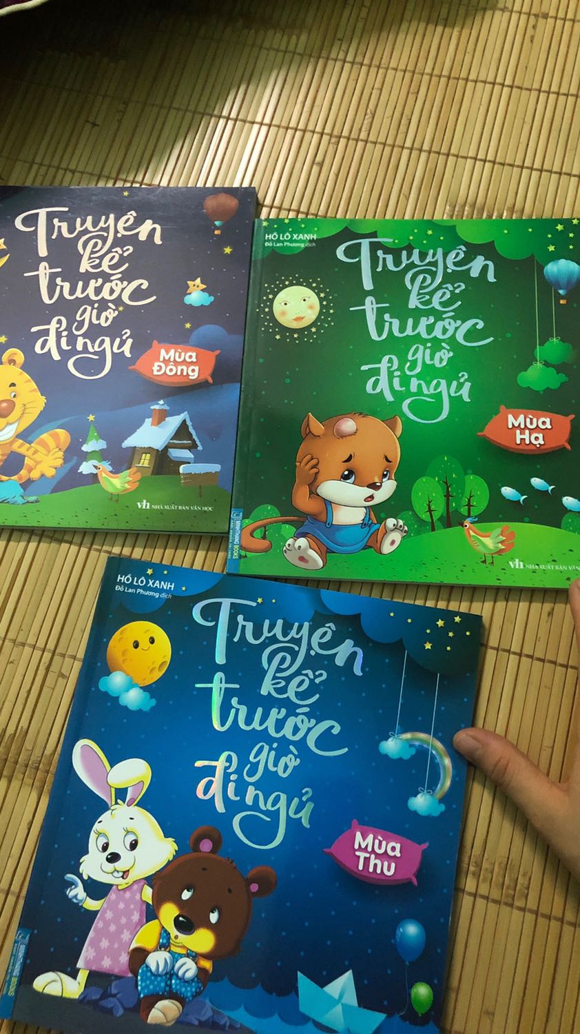 Mình đặt mua 4 cuốn giá 177k nhưng chỉ nhận được 3 cuốn , mong được phản hồi từ phía cửa hàng. Nếu k thì mình xin được hoàn trả lại