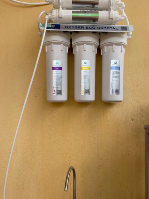 Máy lọc nước sạch, lắp đặt đơn giản. Giao hàng đủ đồ.