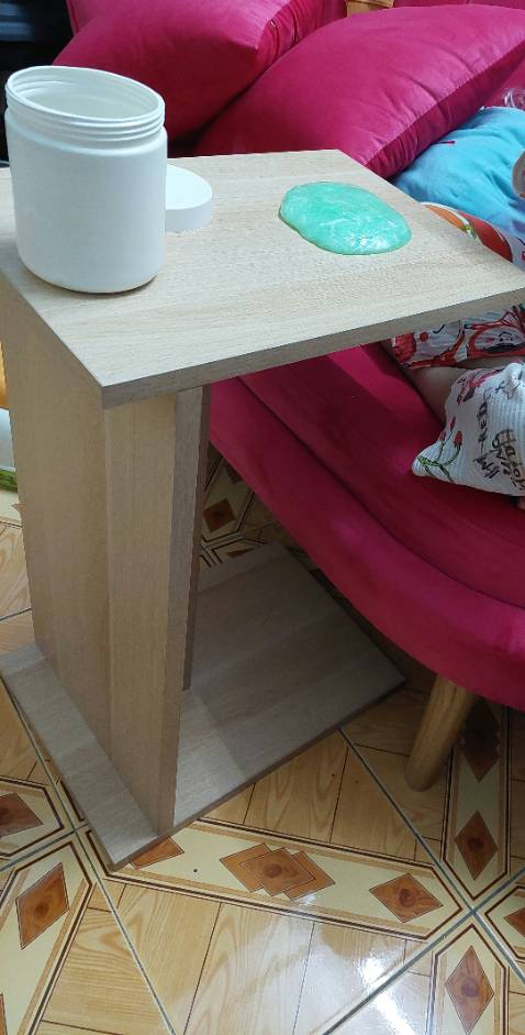 Phải mất 1 lúc mới ráp được. Có video chắc dễ hơn ạ.