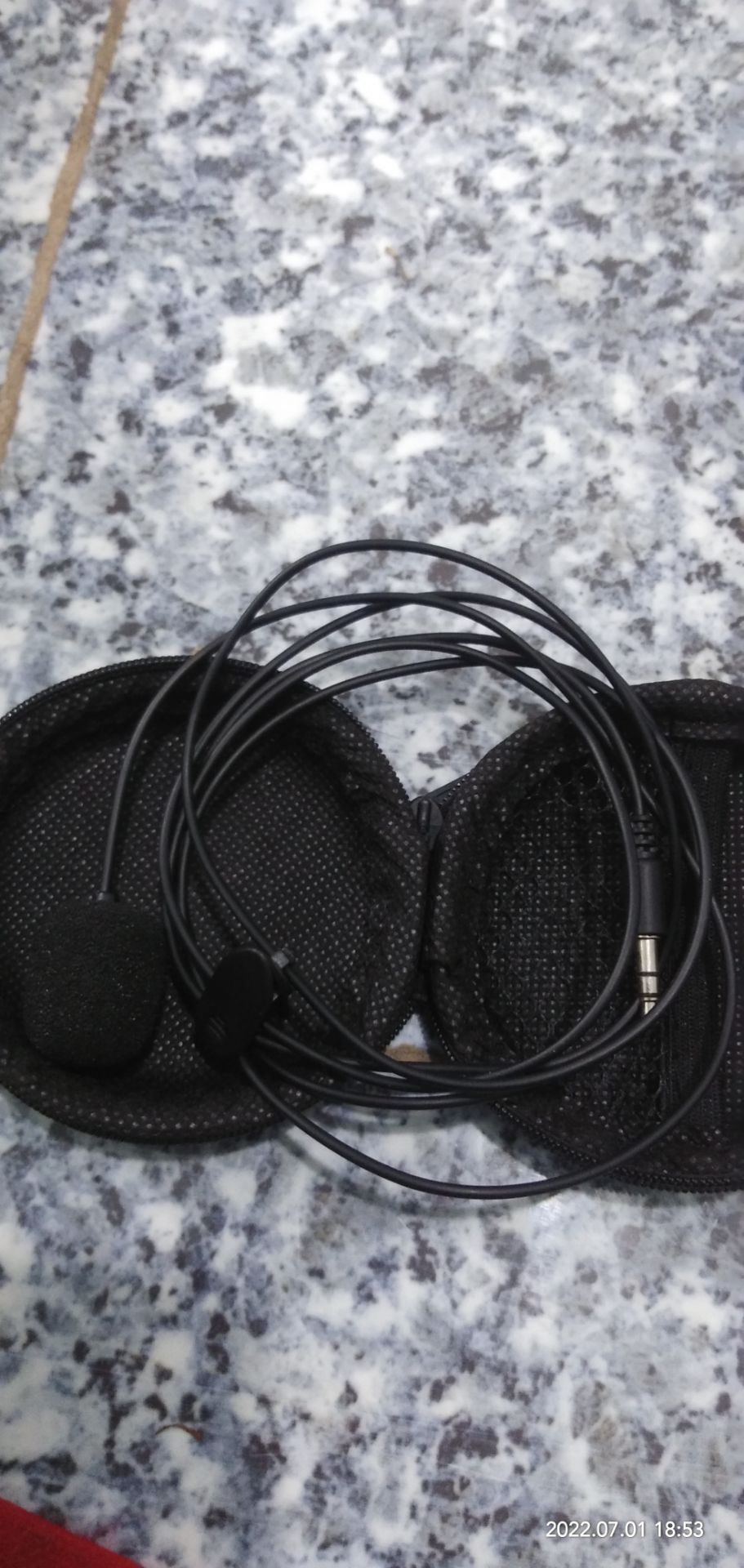 mọi người ko nên mua dây này dùng nhámình mua về thử thu âm không được