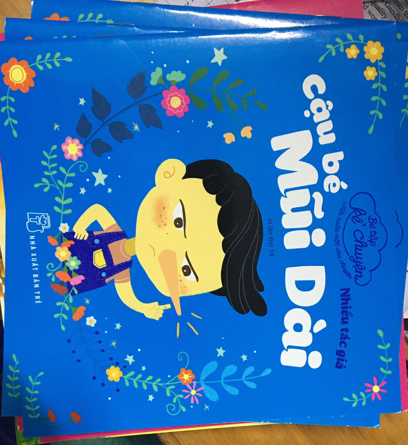 Sách mới, đẹp. Chữ rõ ràng, nội dung ổn. Có tranh tô màu