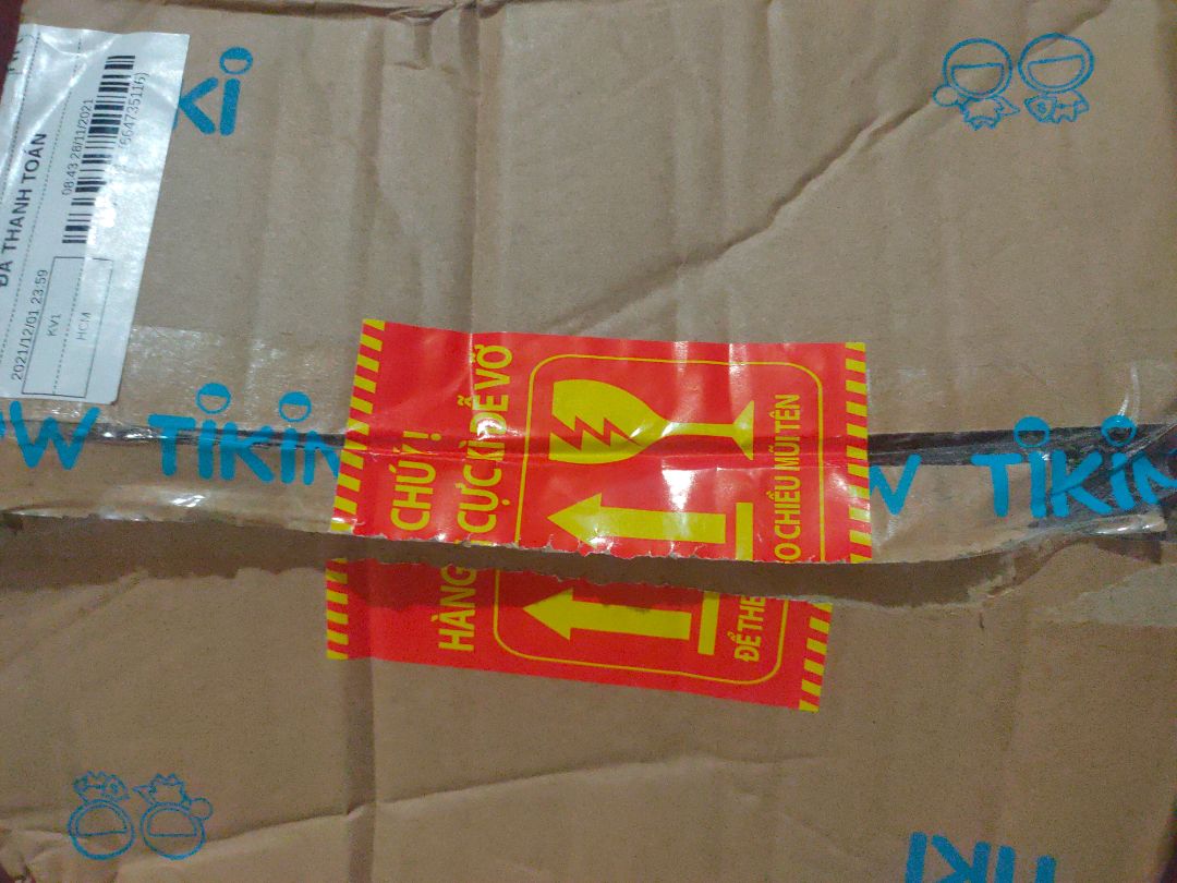 Shop gói hàng cực kì cẩn thận luôn ^^ giảm giá mà còn kèm quà nữa. Điểm 10 chất lượng luôn!