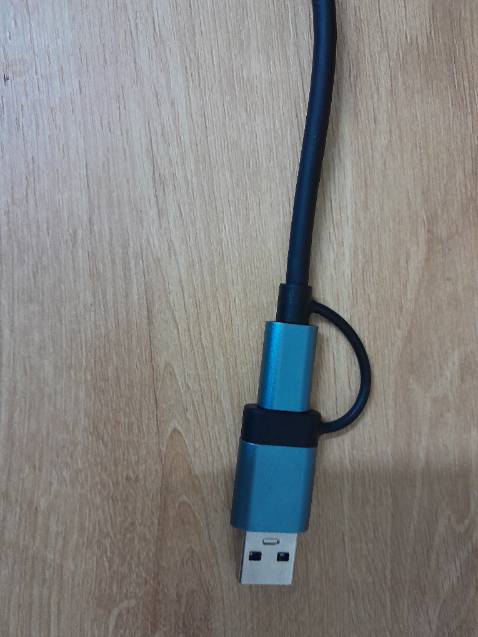 Kết nối ổn định, nhỏ gọn
2 đầu USB và TYPE C rất hữu ích khi dùng các thiết bị khác nhau
Giao hàng nhanh 
Giá cả hợp lý
Cám ơn TIKI.