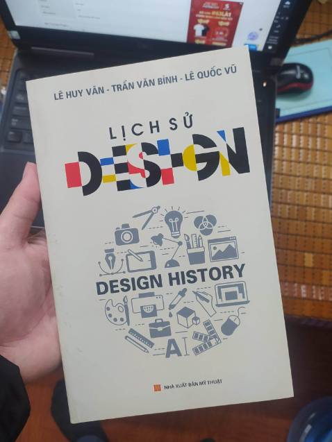 Mấy bạn mua trước review đúng đấy. Mua để lấy thông tin thôi, ảnh thì tự research thêm:D