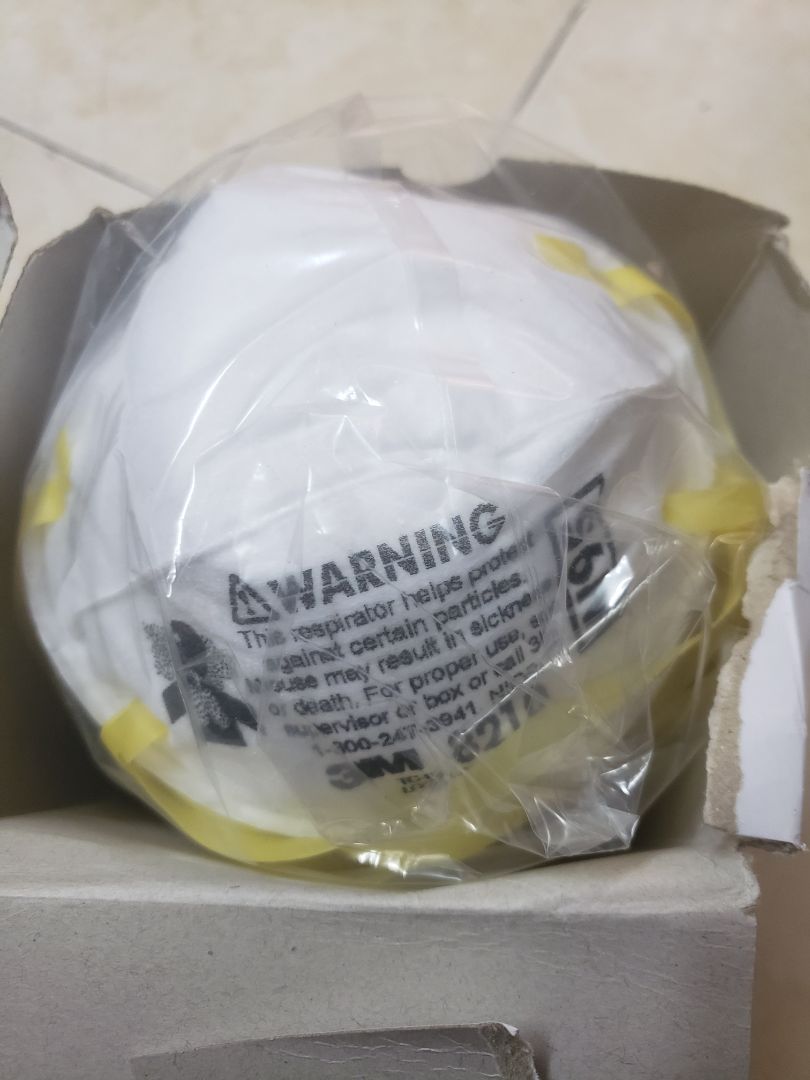 Hàng chính hãng, chất lượng. Có thể đeo đi mổ. Vấn đề là hơi đắt, bằng 1/3 công mổ, nên dùng cũng xót.