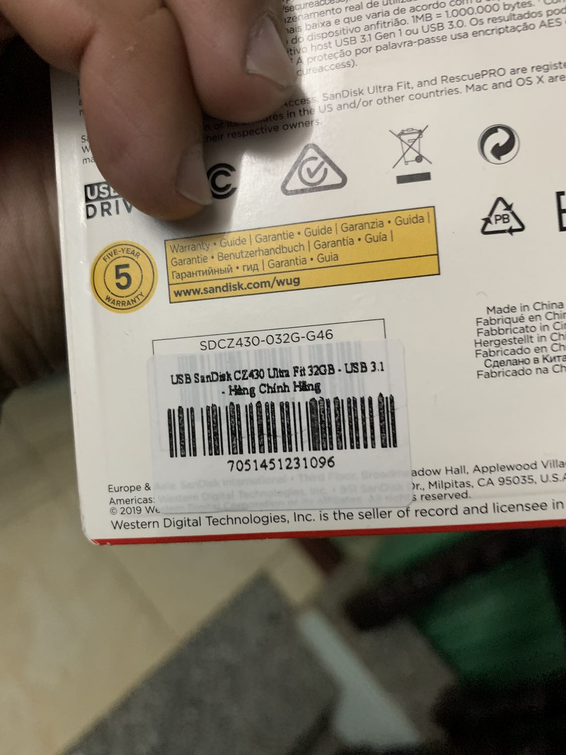 Hàng chính hãng, tem bảo hành đầy đủ. Quan trọng là tốc độ chép rất nhanh, thân hình nhỏ phù hợp cho anh em nào mua cắm vào oto là hết bài. Rất ok nhá. Mua đi anh em. Cam đoan ngon. Vote 5 sao. Hàng chính hãng, tem bảo hành đầy đủ. Quan trọng là tốc độ chép rất nhanh, thân hình nhỏ phù hợp cho anh em nào mua cắm vào oto là hết bài. Rất ok nhá. Mua đi anh em. Cam đoan ngon. Vote 5 sao.