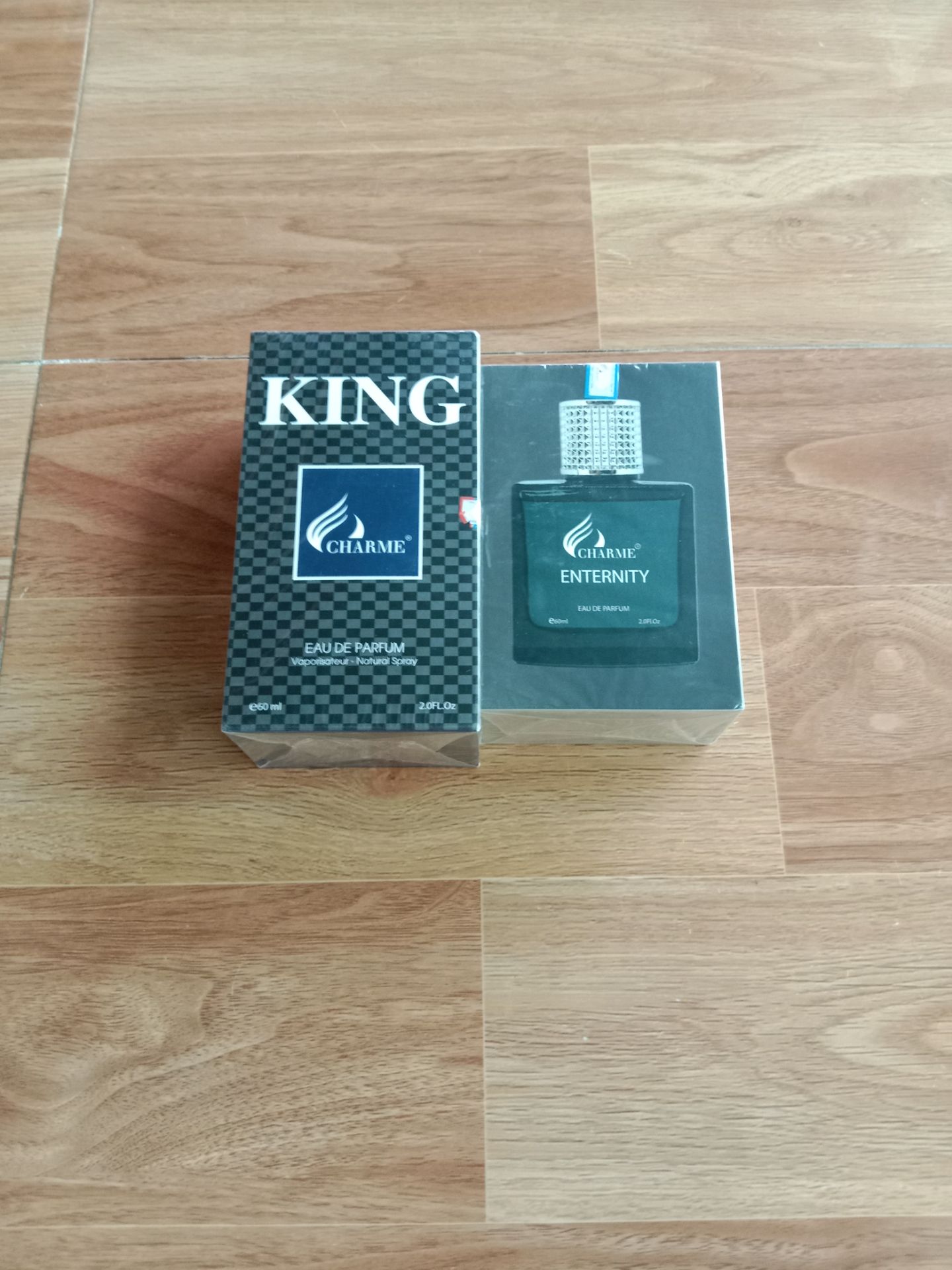 sản phẩm đẹp chất lượng cao và tuyệt vời, thơm lắm ạ