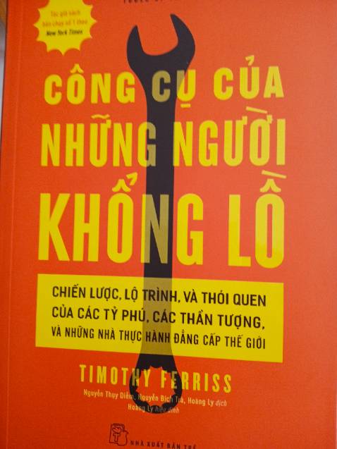 Dựa trên thói quen ghi chép, tác giả mô tả, đánh giá và rút ra thành công của các KOL. Sách khá đồ sộ, thú vị.