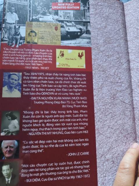 Sách bọc rất cẩn thận,được tặng thêm bookcare. Mực in đẹp,rõ ràng.Nội dung sách thì xuất sắc rồi.10 điểm.