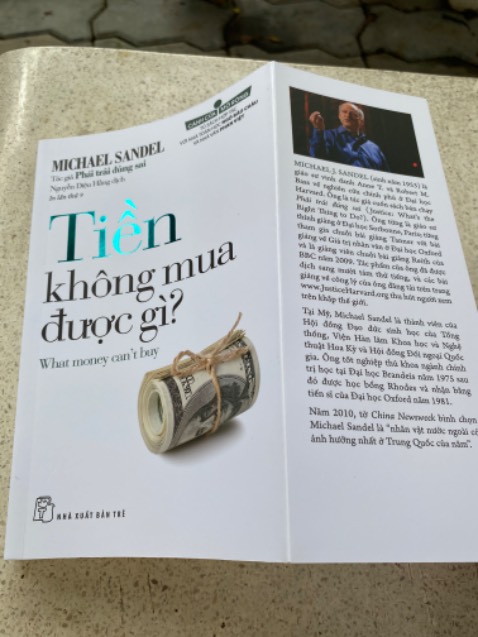 Giao sách không có bookcare. Hơi thất vọng