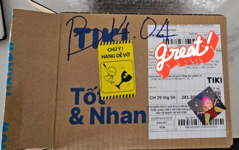 Ưng lắm, cả giao hàng lẫn cáp xạc