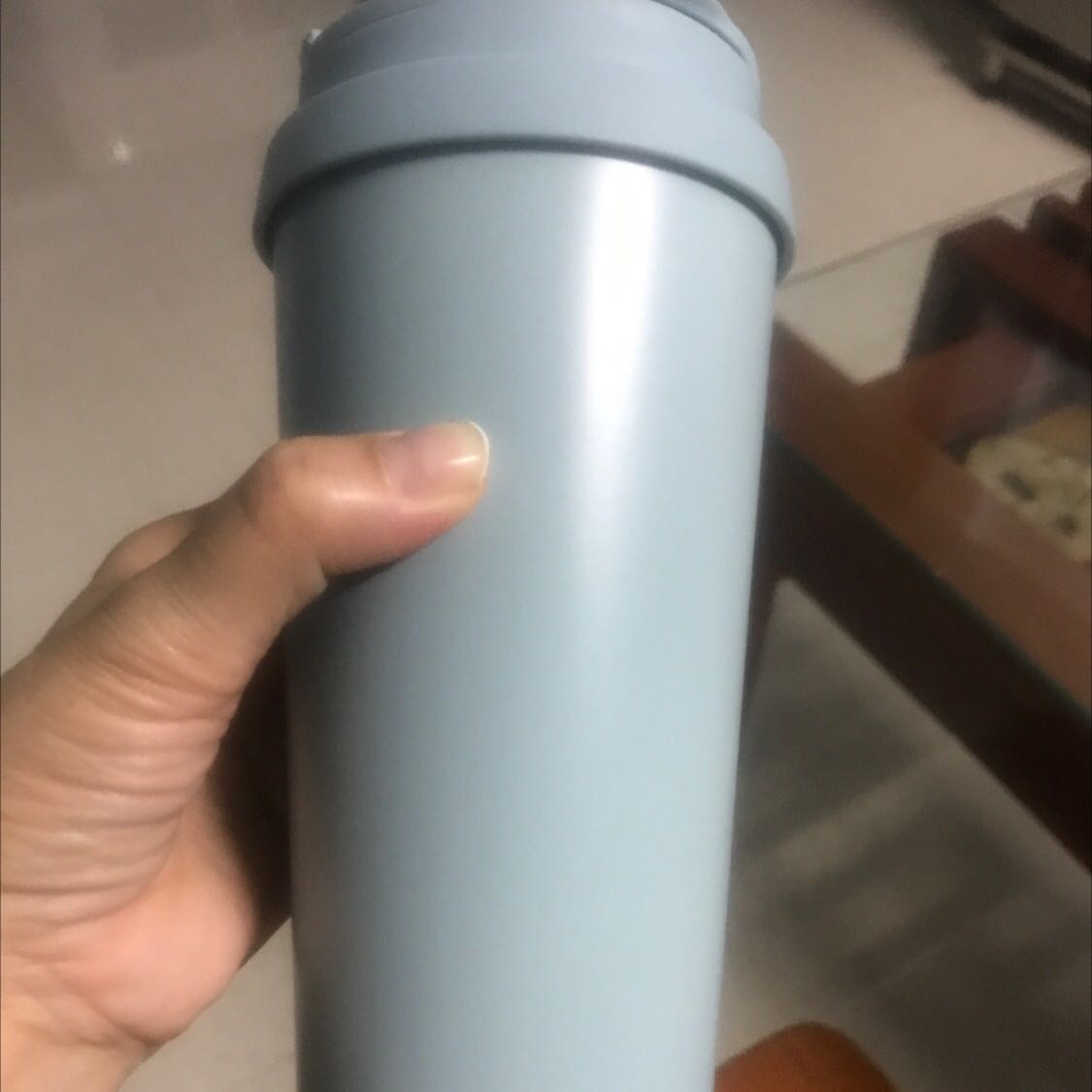 Hàng đẹp, giao hàng nhanh, đóng gói kỹ.  
Viết cho nhiều để tích điểm chứ hàng thì cực ưng ý, màu sắc, kiểu dáng như hình, giữ nhiệt tốt, bỏ đá lạnh từ sáng đến sáng mai còn lạnh